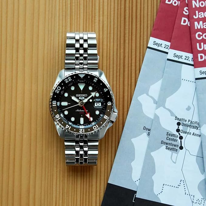 Seiko 5 Sports herreur automatisk GMT stål/sort SSK001K1